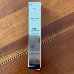 Diorshow iconic mascara number 698 Chestnut